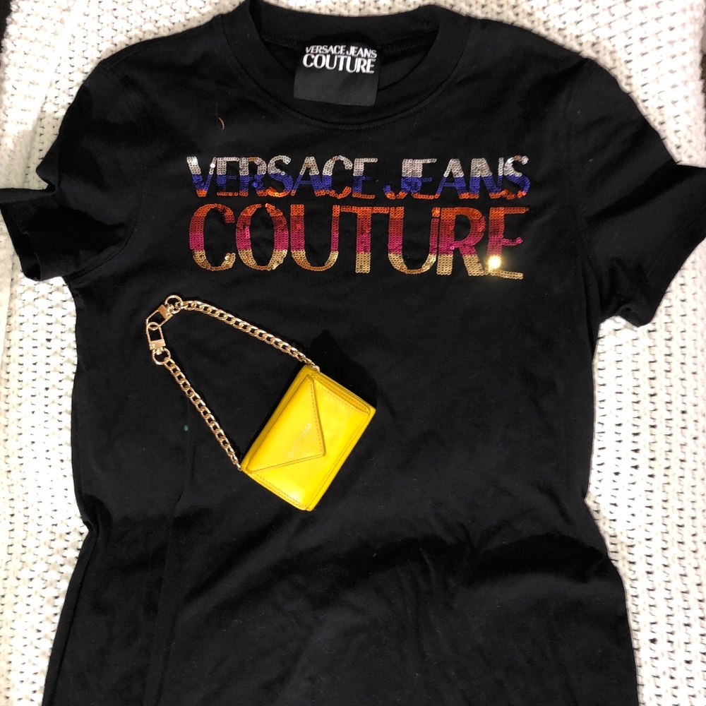 Firm price 💯 auth BALENCIAGA mini wallet with chain